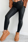 Patcute Pocketed V-Cut Waist Leggings