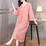 Patcute New Spring/Summer 2024 Pink Velvet Silk Flower Decorative Long sleeved Dress with V-neck Loose Large Size Slim Knee Length